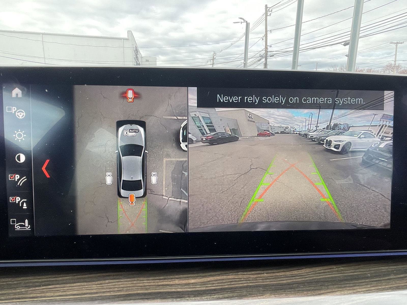 Used 2019 BMW 540i xDrive w/ Premium Package image 15