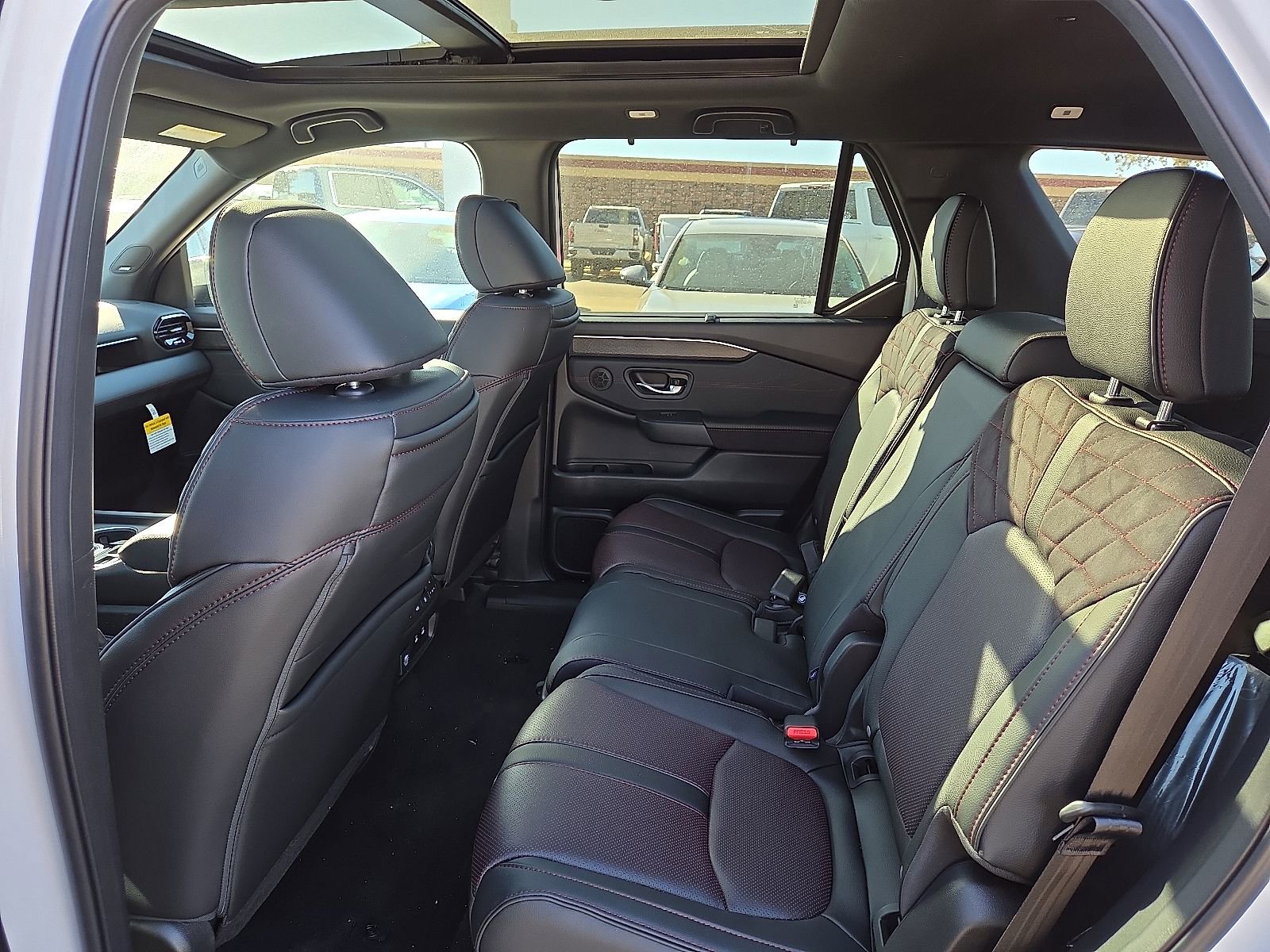 New 2026 Honda Pilot Black Edition image 8