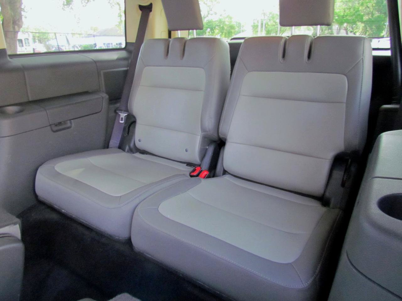 Used 2019 Ford Flex Limited w/ Equipment Group 301A AWD/4WD image 28