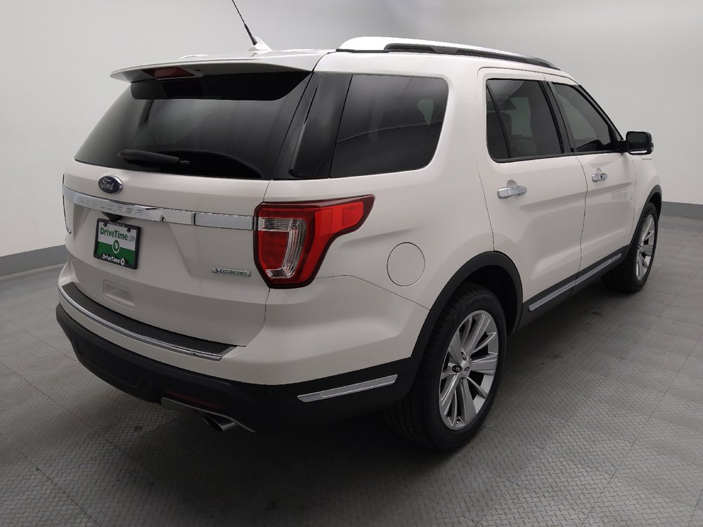 Used 2019 Ford Explorer Limited w/ Ford Safe & Smart Package FWD image 9