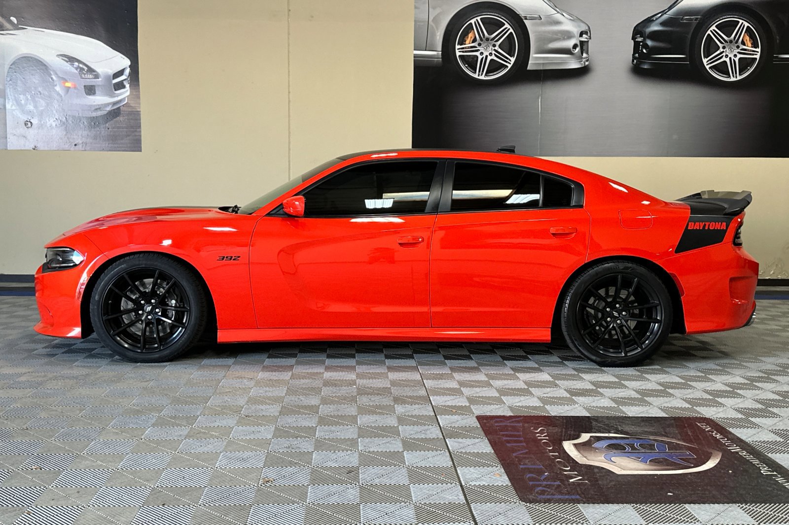 Used 2017 Dodge Charger R/T image 7