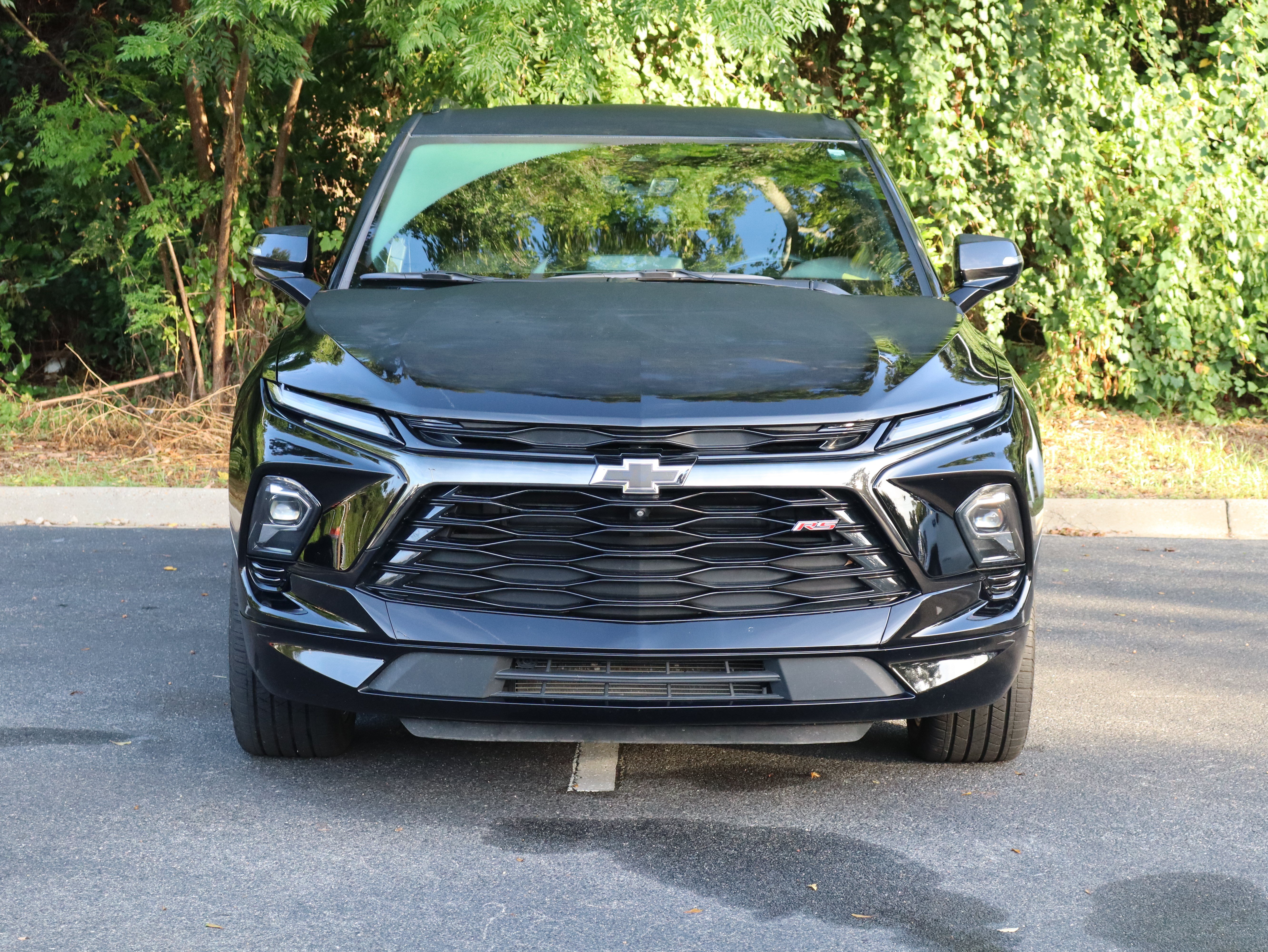 Used 2024 Chevrolet Blazer RS w/ Driver Confidence II Package FWD image 3