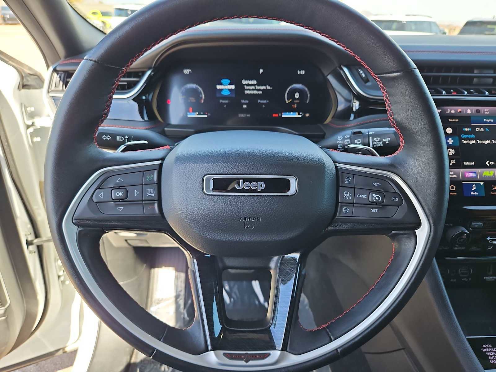 Used 2022 Jeep Grand Cherokee Trailhawk w/ Luxury Tech Group III image 23