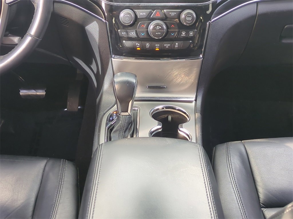 Used 2019 Jeep Grand Cherokee Limited image 21