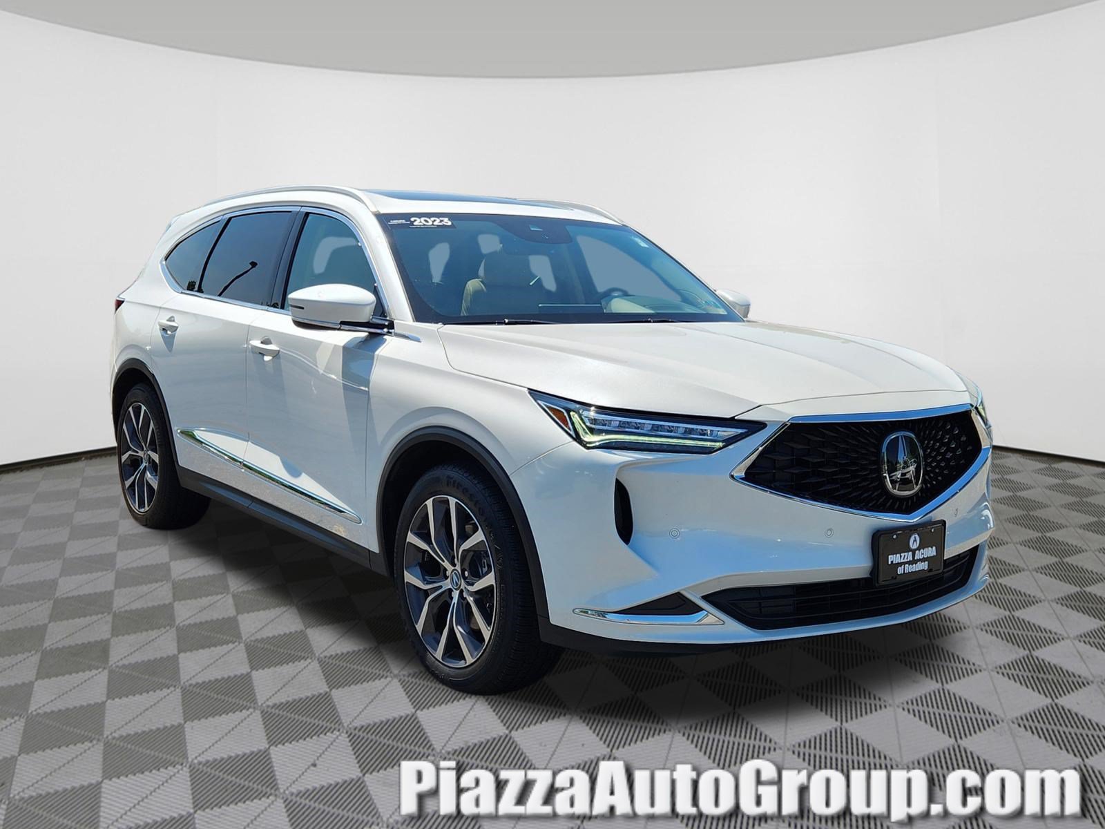 Certified 2023 Acura MDX w/ Technology Package AWD/4WD image 1