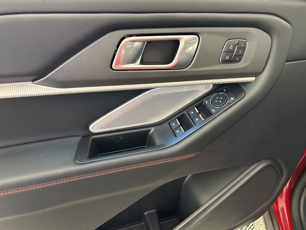Used 2025 Ford Explorer ST w/ Sun And Sound Package image 11
