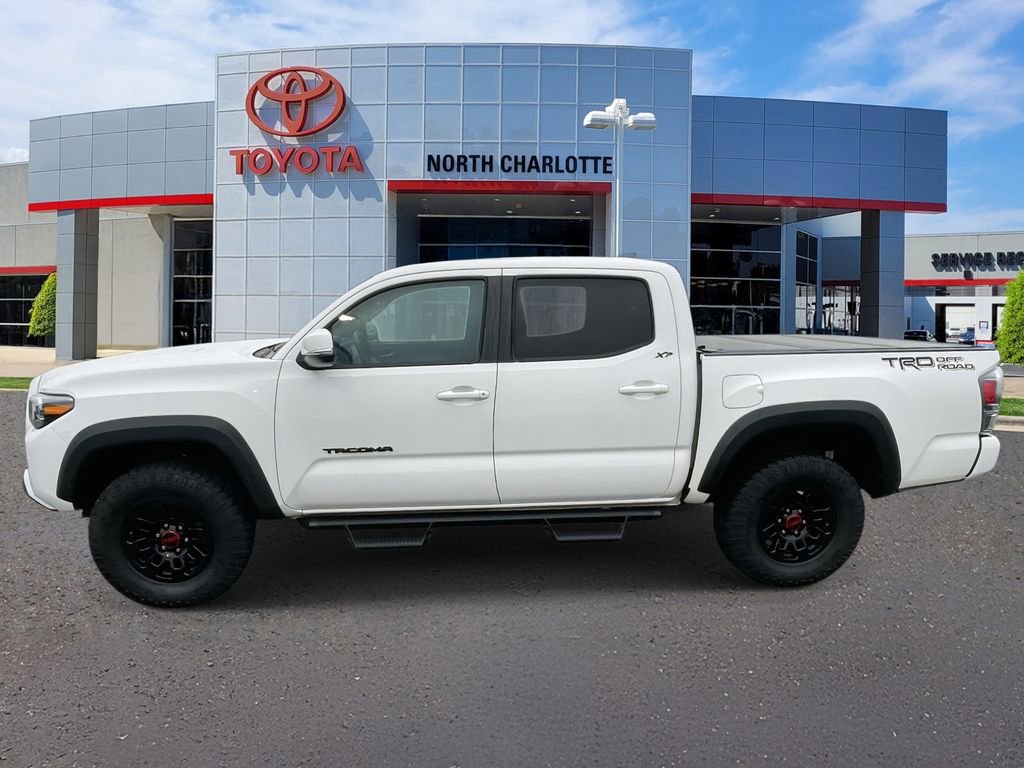 Used 2022 Toyota Tacoma TRD Off-Road w/ TRD Premium Off Road Package image 7