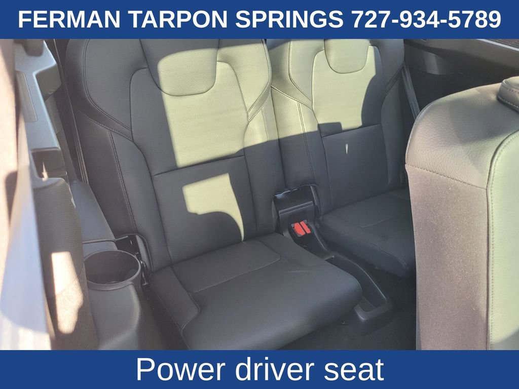 Certified 2024 Volvo XC90 B6 Plus image 20