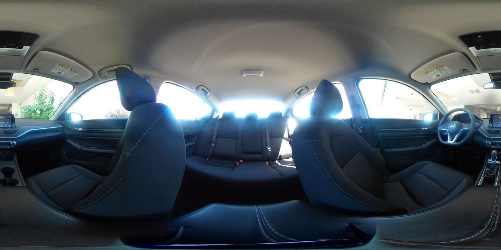 Used 2025 Nissan Altima 2.5 SV FWD image 43