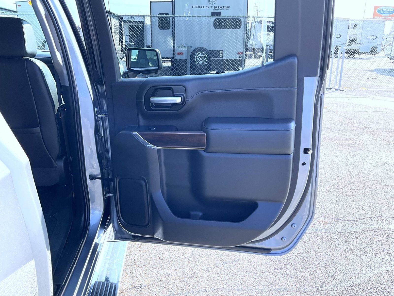 Certified 2020 GMC Sierra 1500 SLT w/ SLT Premium Plus Package AWD/4WD image 17