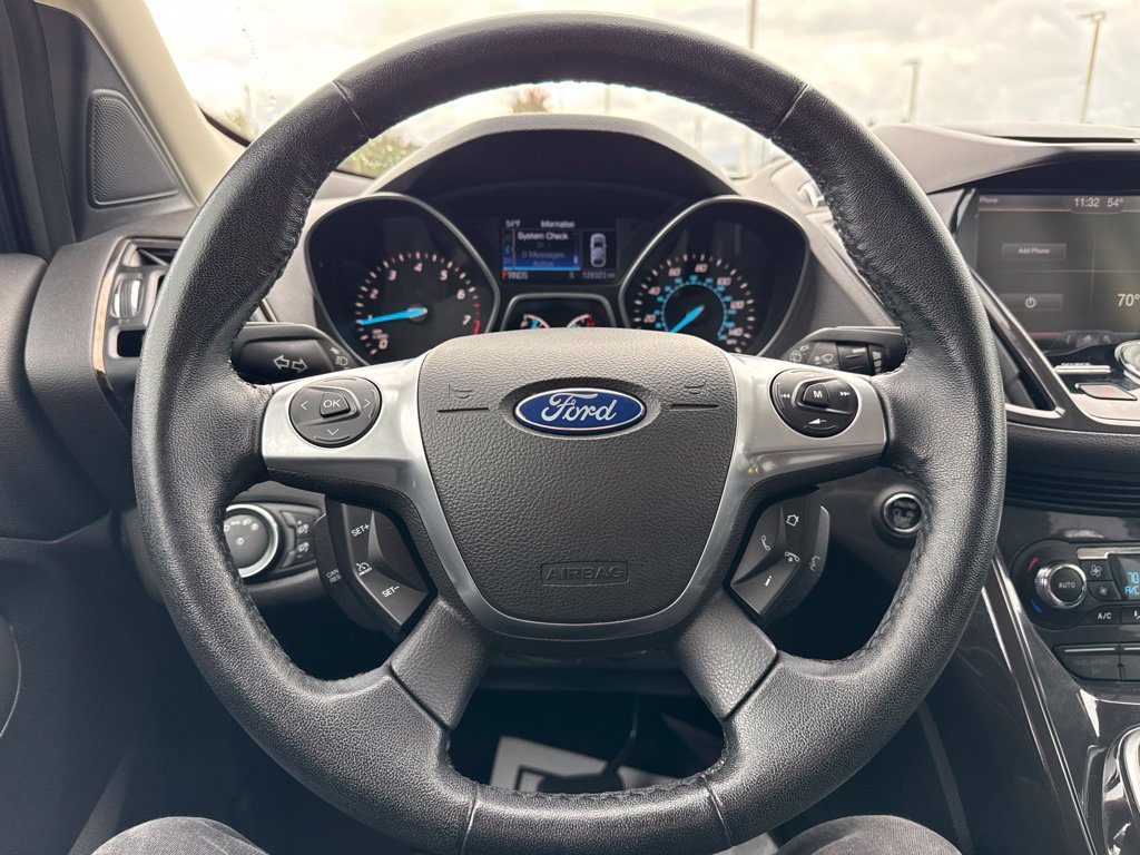 Used 2014 Ford Escape Titanium w/ Equipment Group 401A AWD/4WD image 11
