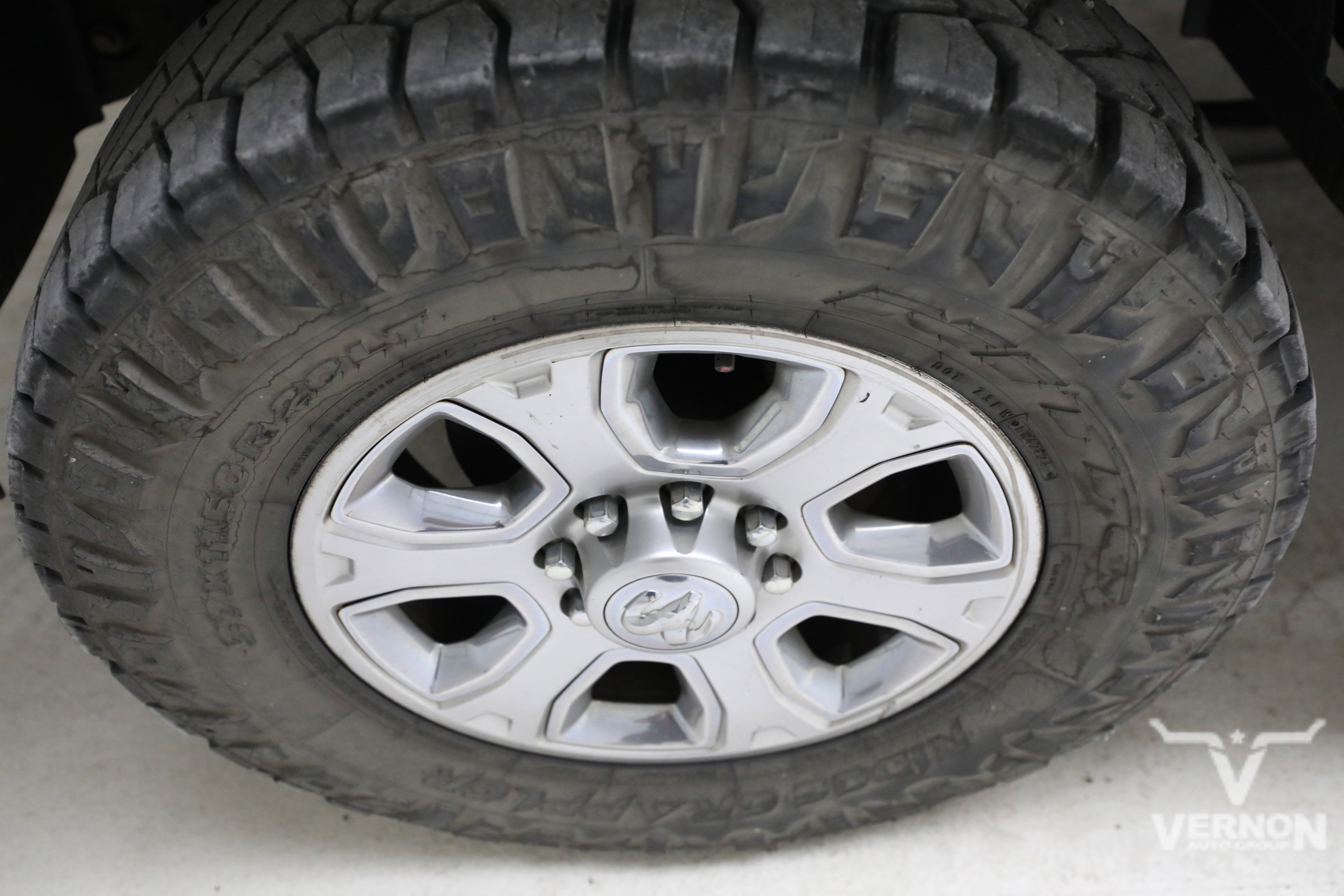 Used 2015 RAM 2500 Laramie w/ Cold Weather Group image 10