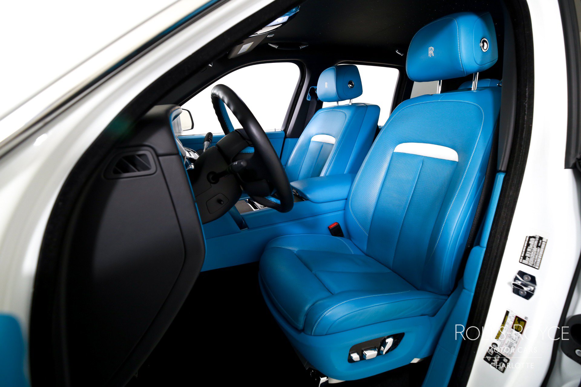Certified 2024 Rolls-Royce Cullinan AWD/4WD image 13