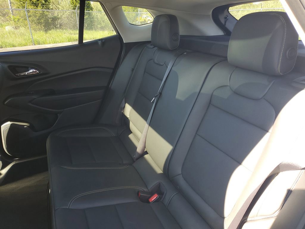 Certified 2024 Chevrolet Trax ACTIV w/ Sunroof Package FWD image 28