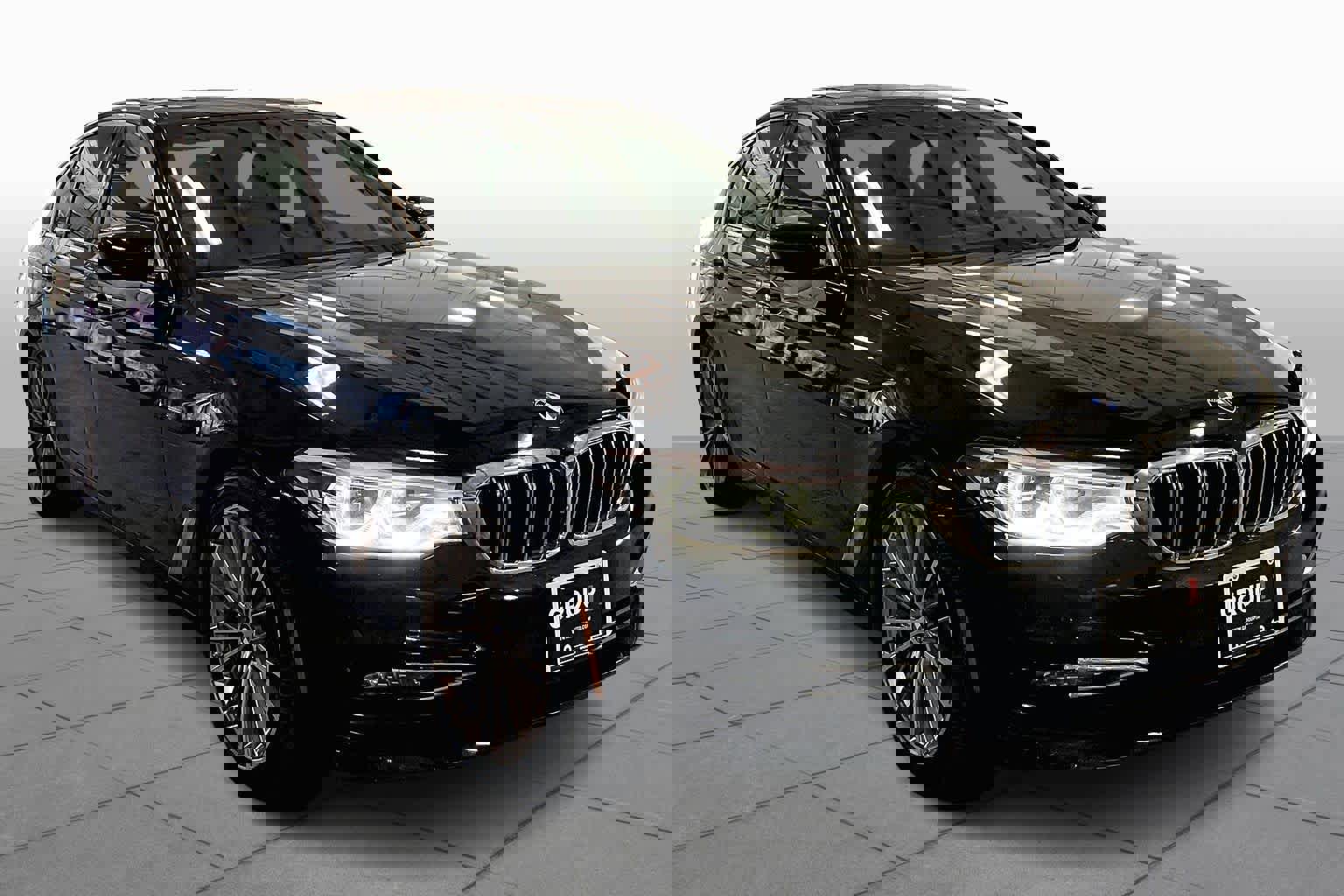 Used 2017 BMW 540i xDrive image 3