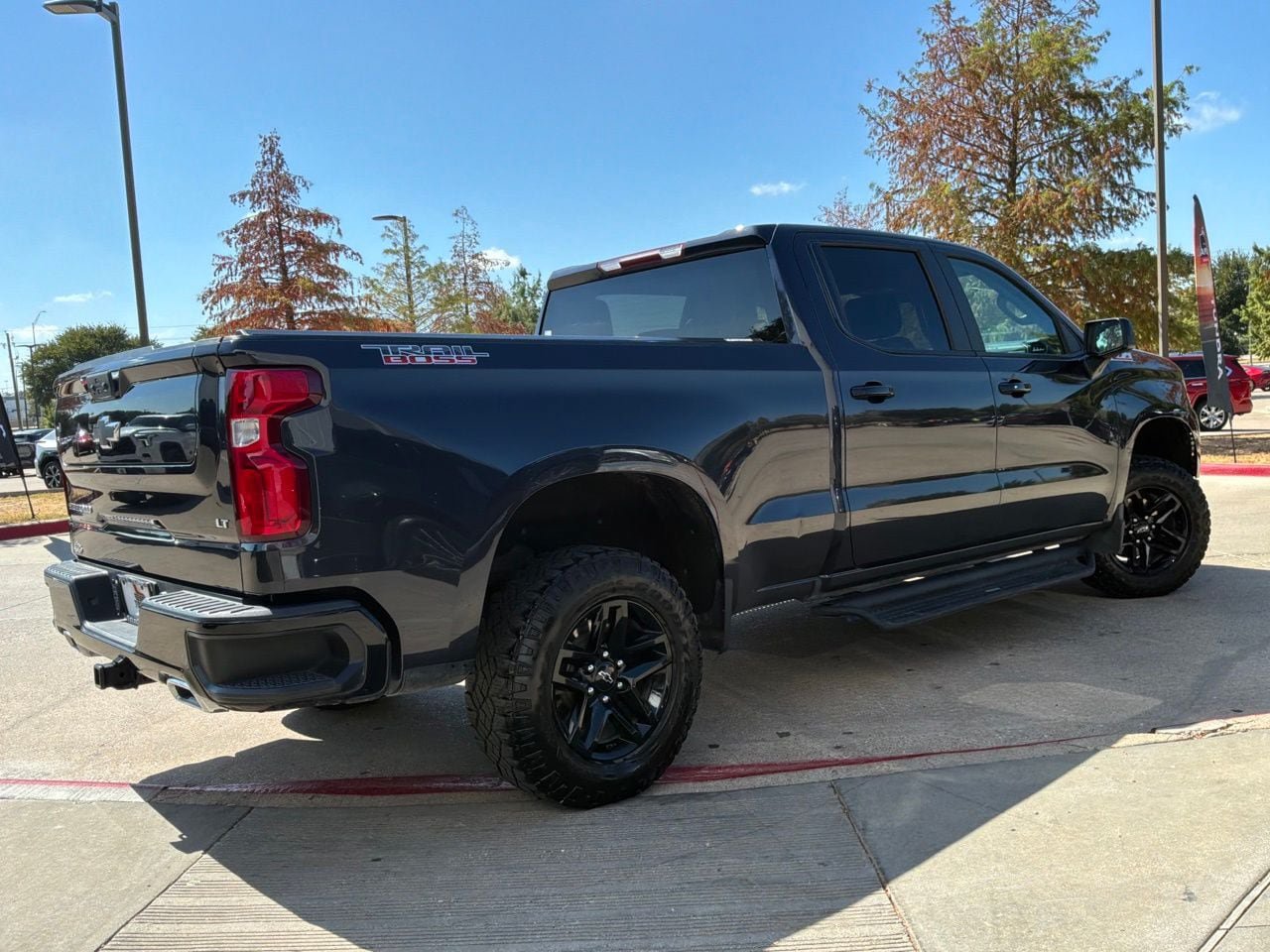 Used 2023 Chevrolet Silverado 1500 LT Trail Boss w/ Protection Package AWD/4WD image 6