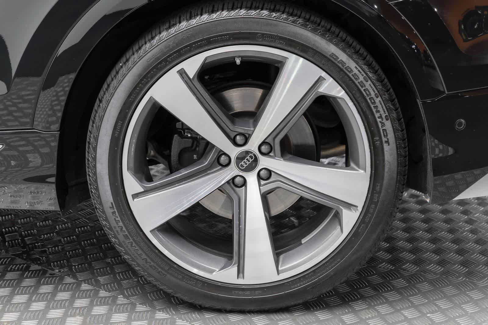 Used 2024 Audi SQ8 Prestige w/ Prestige Package AWD/4WD image 57
