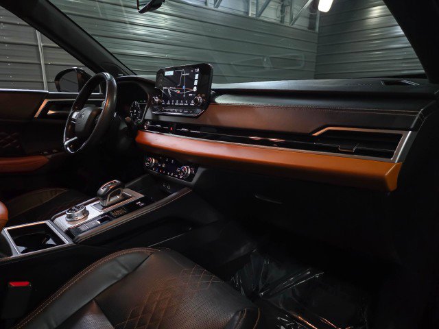 Used 2023 Mitsubishi Outlander SEL 40th Anniversary AWD/4WD image 12