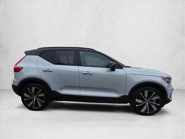 Used 2021 Volvo XC40 P8 Recharge w/ Advanced Package image 4