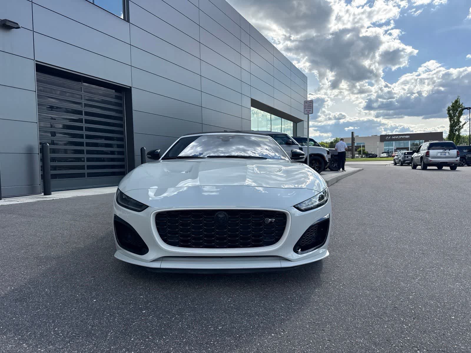 Used 2024 Jaguar F-TYPE R AWD/4WD image 8