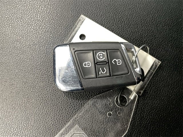 Used 2022 Volkswagen Atlas SE image 33