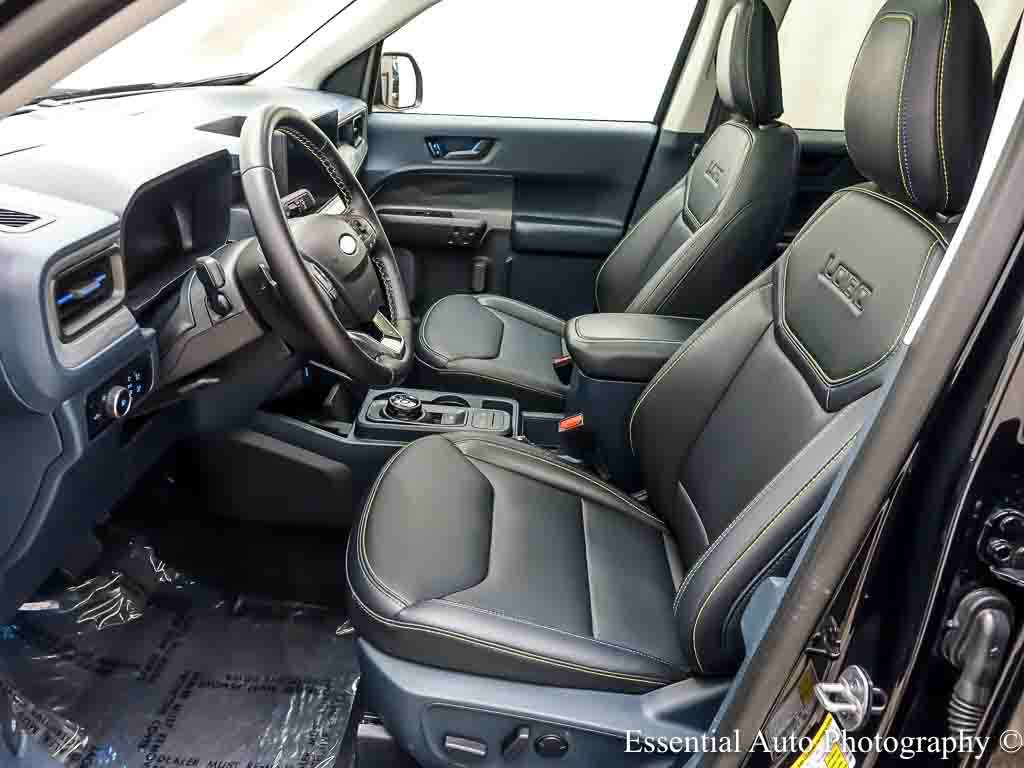 Used 2025 Ford Maverick Lobo AWD/4WD image 9