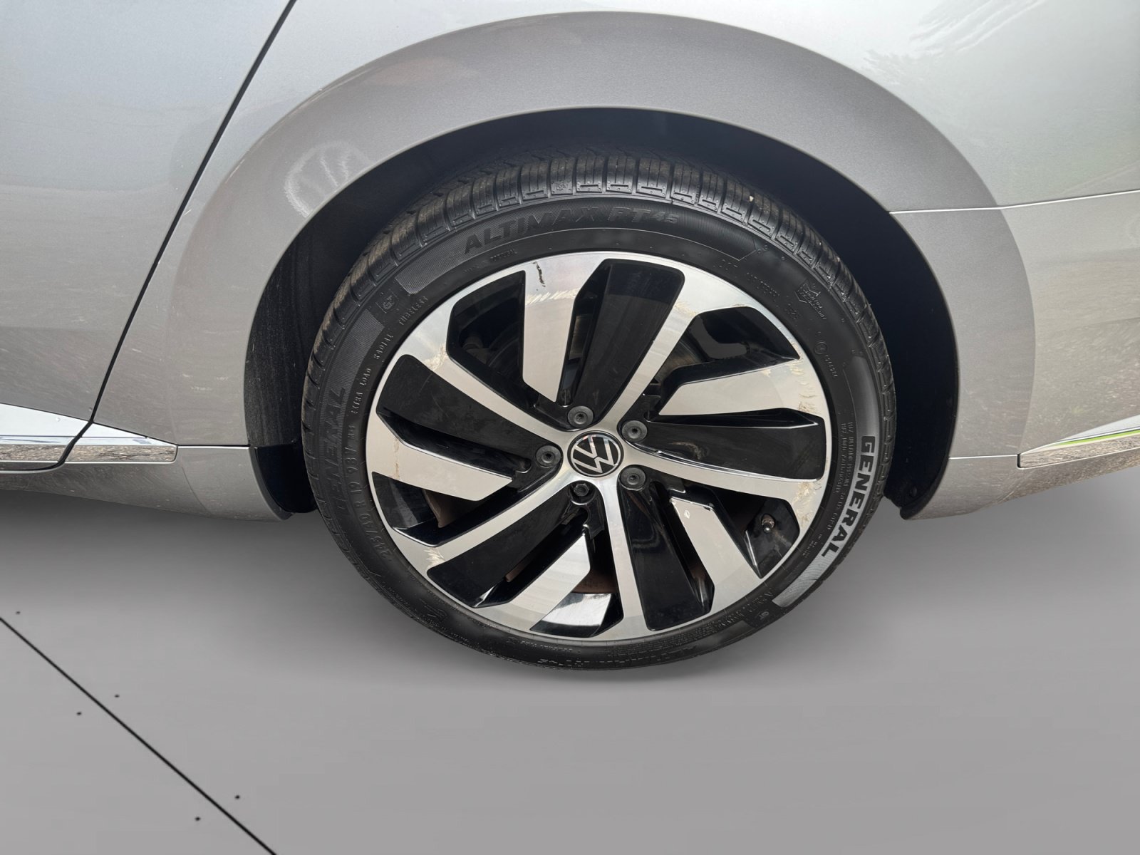 Used 2021 Volkswagen Arteon SEL FWD image 14