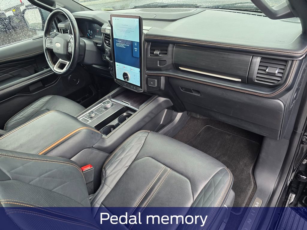 Used 2023 Ford Expedition Max Platinum AWD/4WD image 17