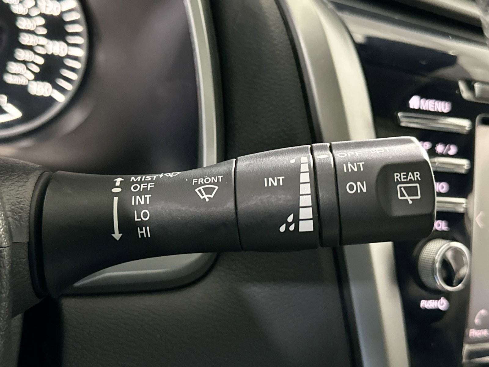 Used 2024 Nissan Murano SL image 28