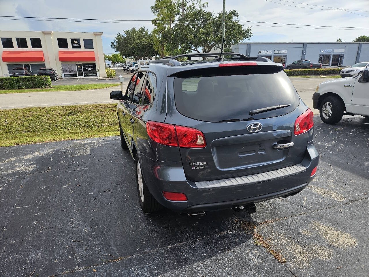Used 2007 Hyundai Santa Fe Limited FWD image 2