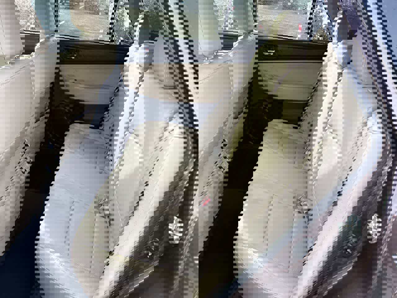 Used 2019 Subaru Outback 2.5i Limited w/ Popular Package #2 image 18