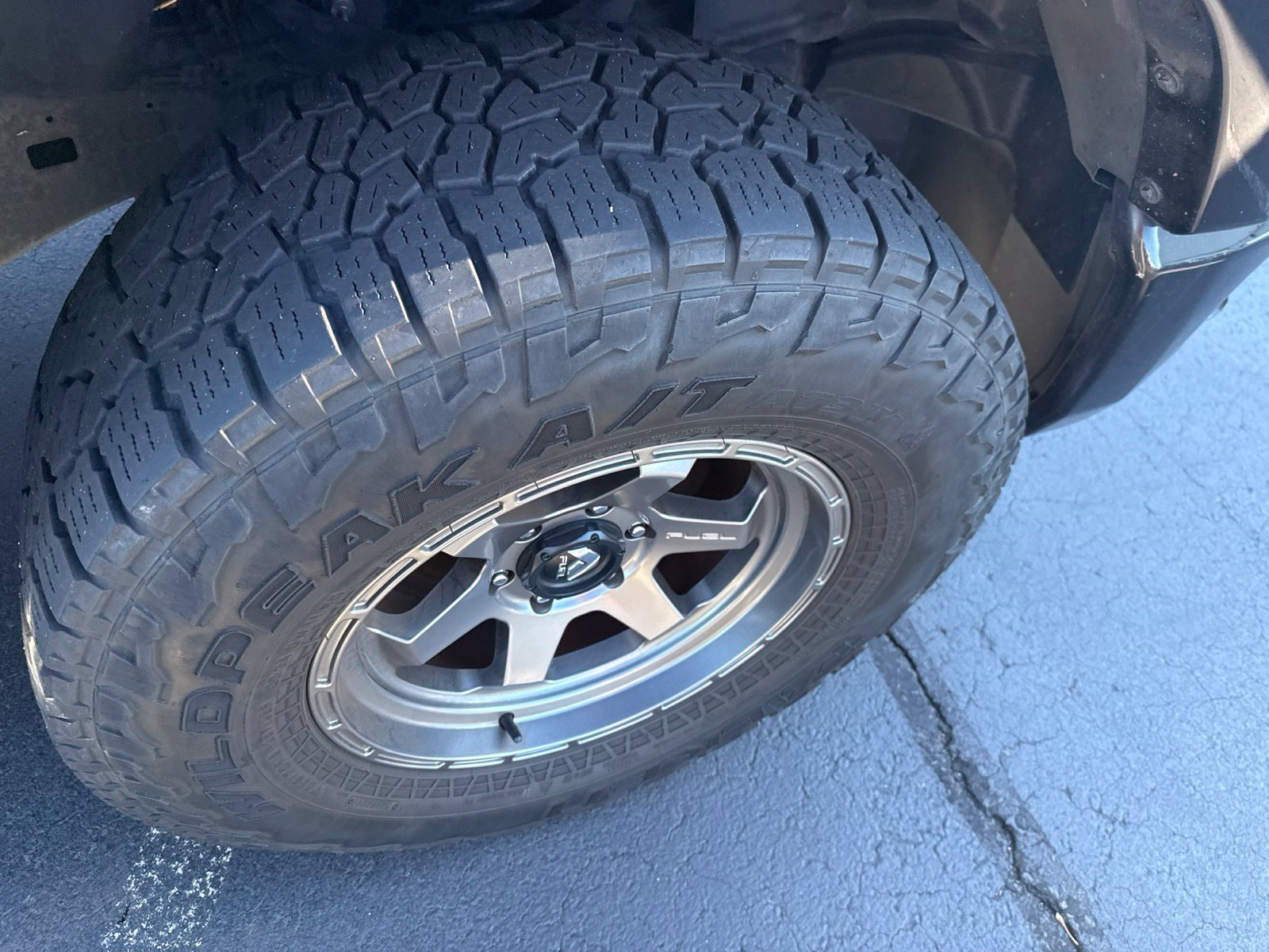 Used 2019 RAM 1500 Laramie AWD/4WD image 14