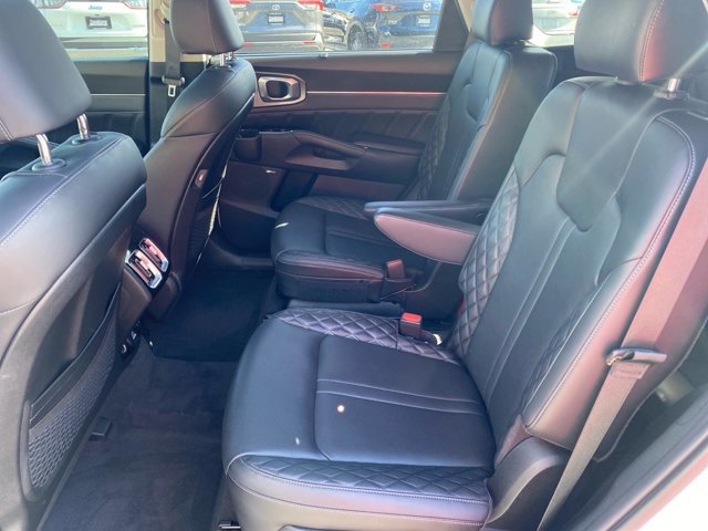 Certified 2023 Kia Sorento SX image 25