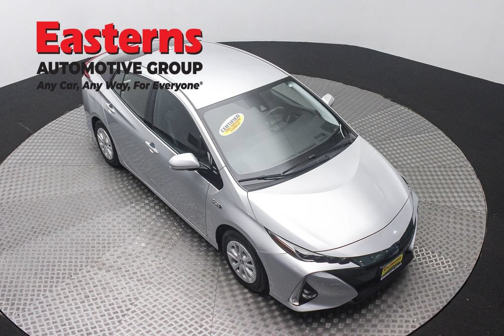 Used 2018 Toyota Prius Prime Advanced FWD image 3
