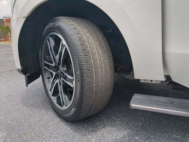 Used 2021 Ford Expedition Max Limited RWD image 40