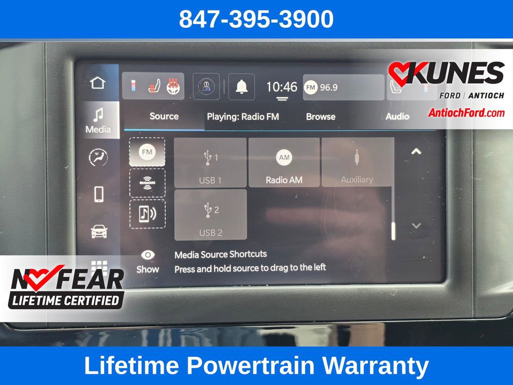 Used 2023 Chrysler Voyager LX image 45