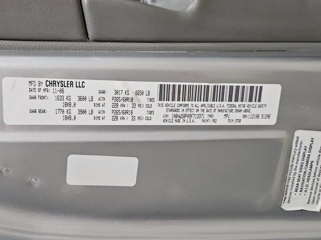 Used 2009 Chrysler Aspen Limited image 32