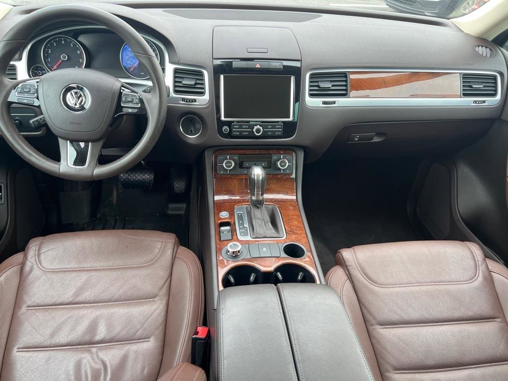 Used 2014 Volkswagen Touareg VR6 AWD/4WD image 19