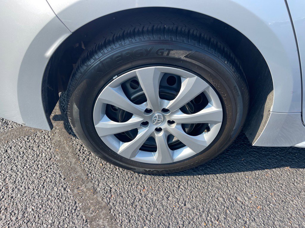 Used 2024 Toyota Corolla LE image 22