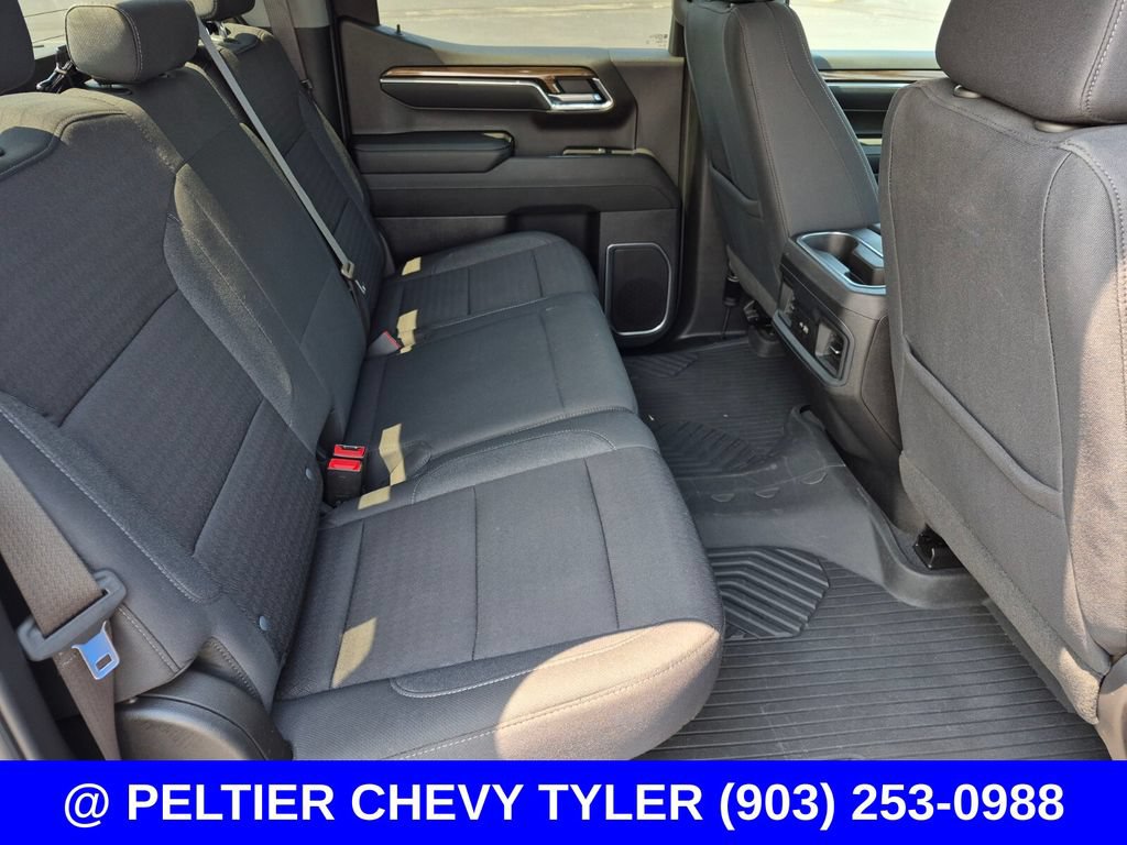 Used 2023 Chevrolet Silverado 1500 RST AWD/4WD image 15