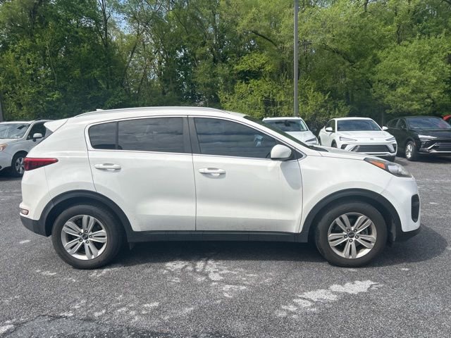 Used 2017 Kia Sportage LX w/ LX Popular Package FWD image 2