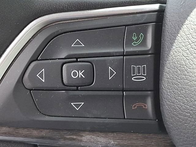 Used 2023 Jeep Grand Cherokee Limited w/ Luxury Tech Group II AWD/4WD image 21