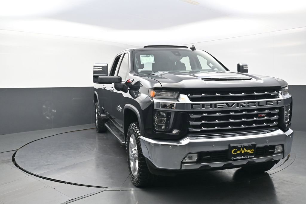Used 2020 Chevrolet Silverado 3500 LTZ w/ LTZ Texas Edition image 4