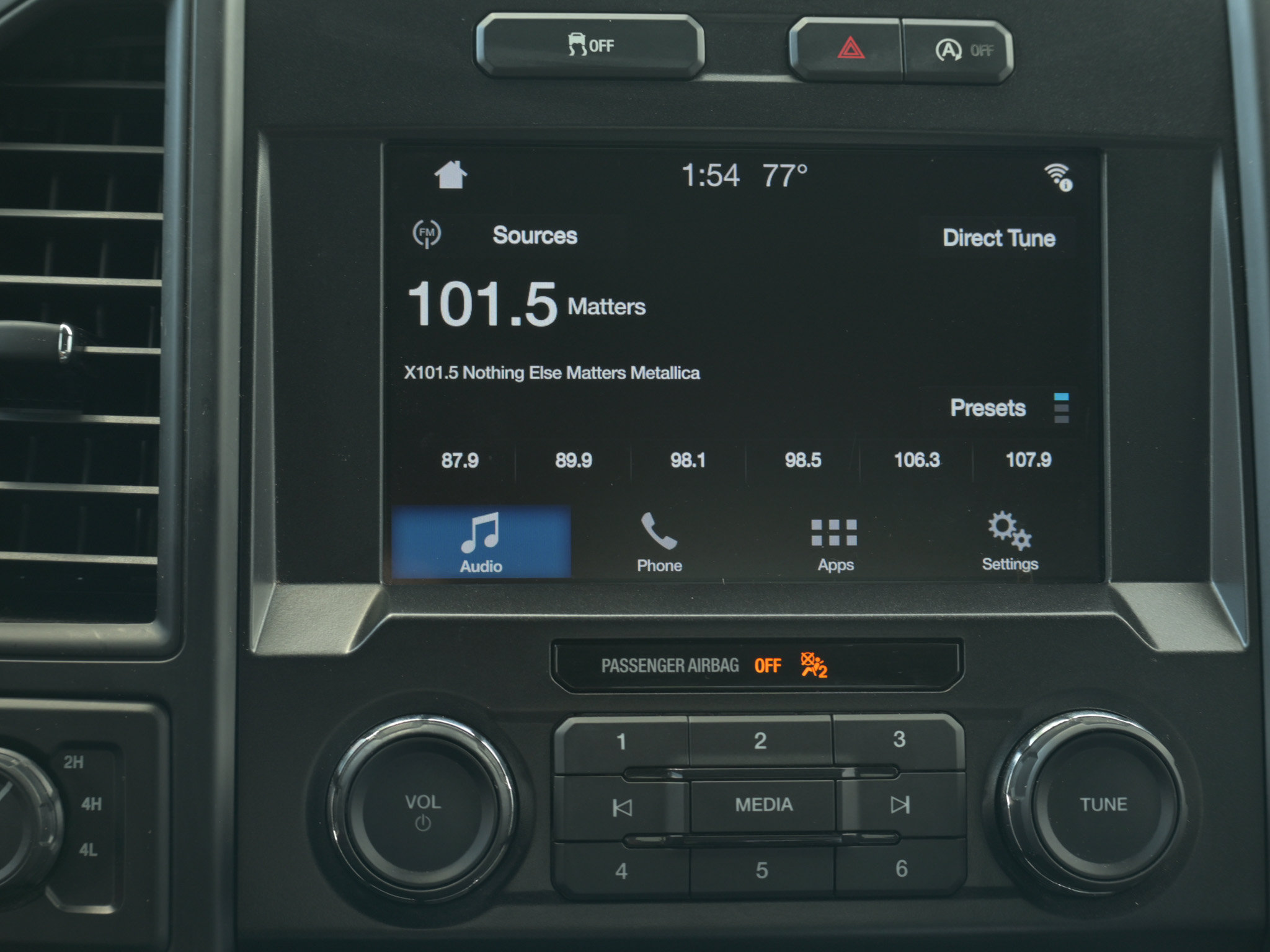 Used 2017 Ford F150 XL w/ Equipment Group 101A Mid AWD/4WD image 14