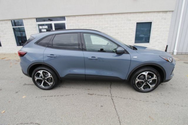 New 2026 Ford Escape ST-Line Select w/ Tech Pack #1 image 17