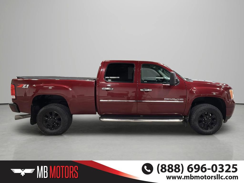 Used 2014 GMC Sierra 3500 Denali AWD/4WD image 3