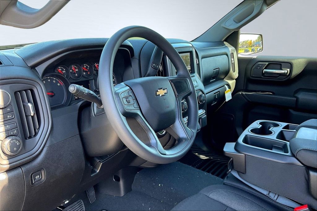New 2026 Chevrolet Silverado 1500 Custom w/ Turbomax Blackout Package image 7