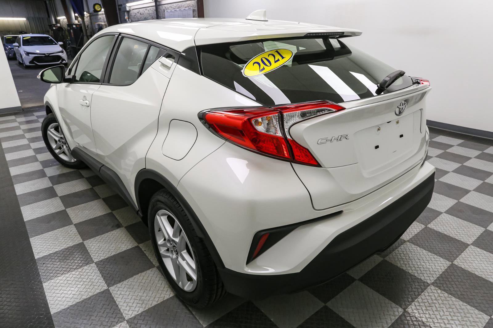 Used 2021 Toyota C-HR LE image 10