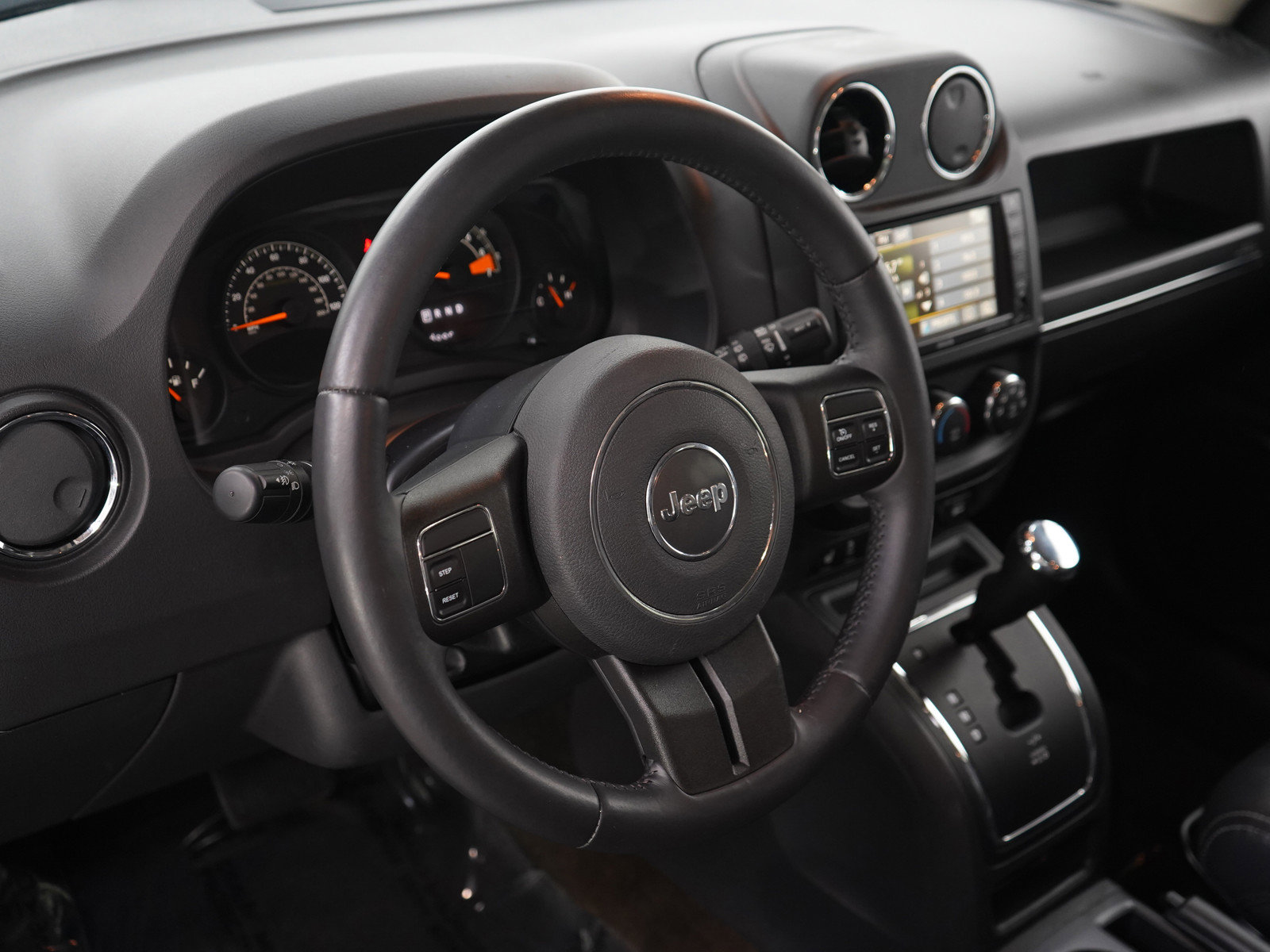 Used 2015 Jeep Patriot High Altitude image 19