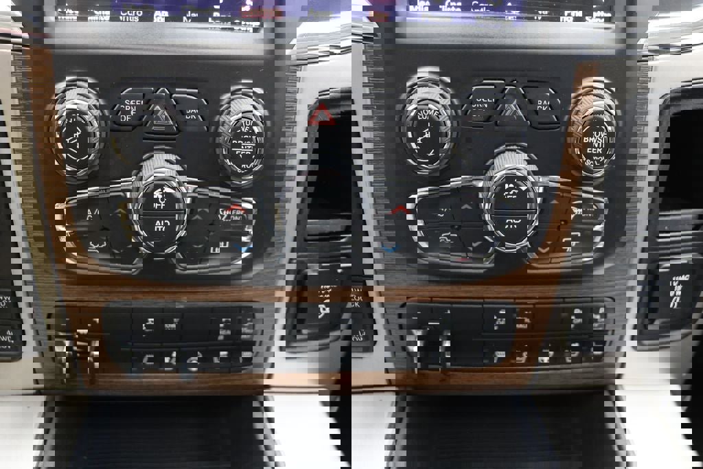 Used 2018 RAM 1500 Laramie w/ Convenience Group image 30